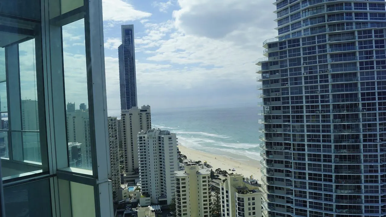 Private Apartment With Ocean Views At Q1 Resort Gold Coast Austrália