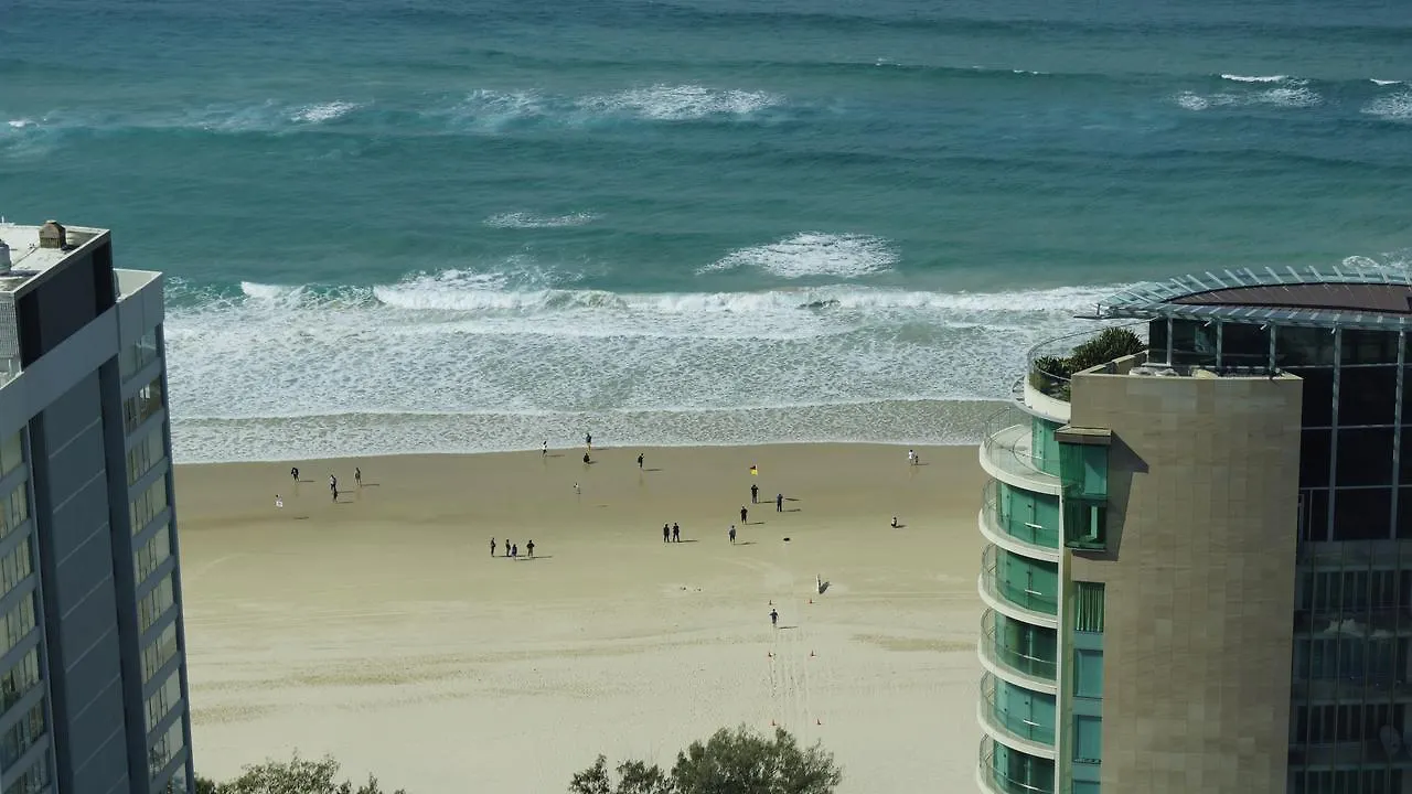 Private Apartment With Ocean Views At Q1 Resort Gold Coast 0*,  Austrália
