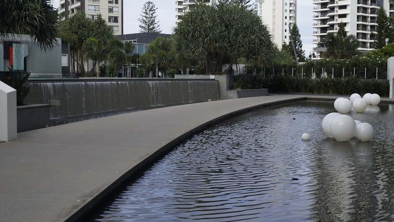 Private Apartment With Ocean Views At Q1 Resort Gold Coast 0*,